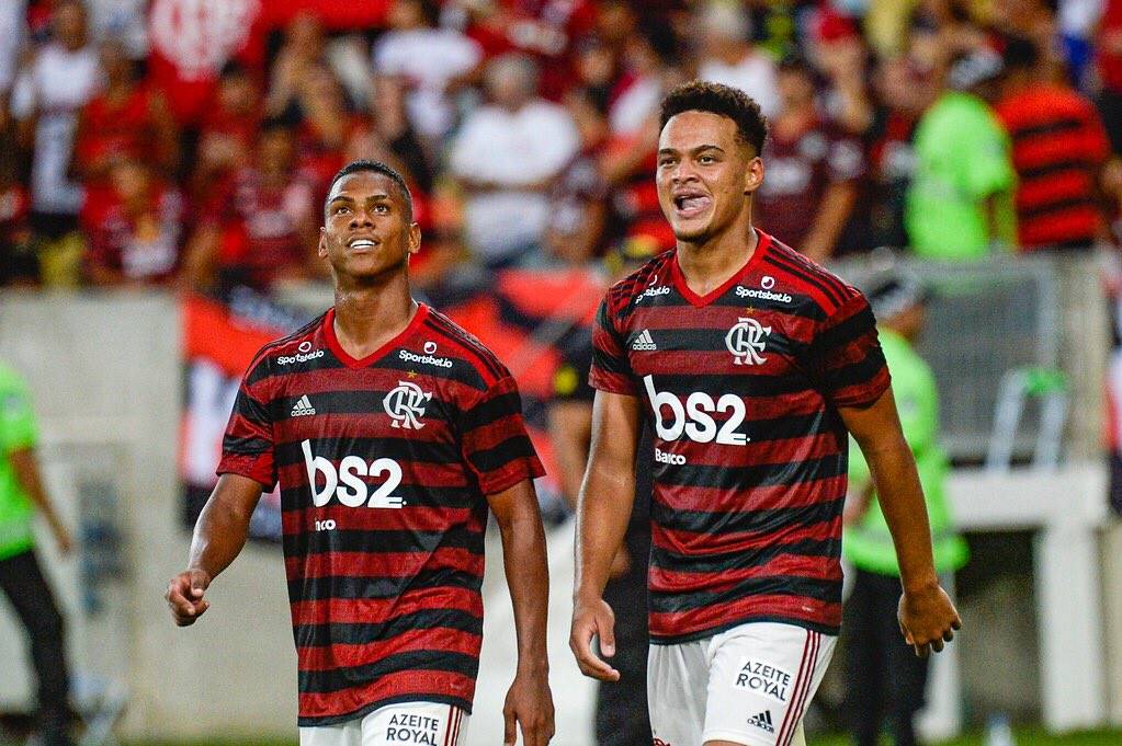 Fulham N O Envia Documento Ao Flamengo Por Rodrigo Muniz