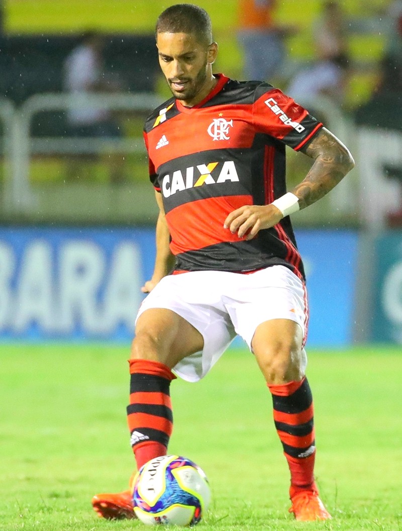 Torcida do Flamengo elege Rômulo o pior jogador do elenco FlaResenha