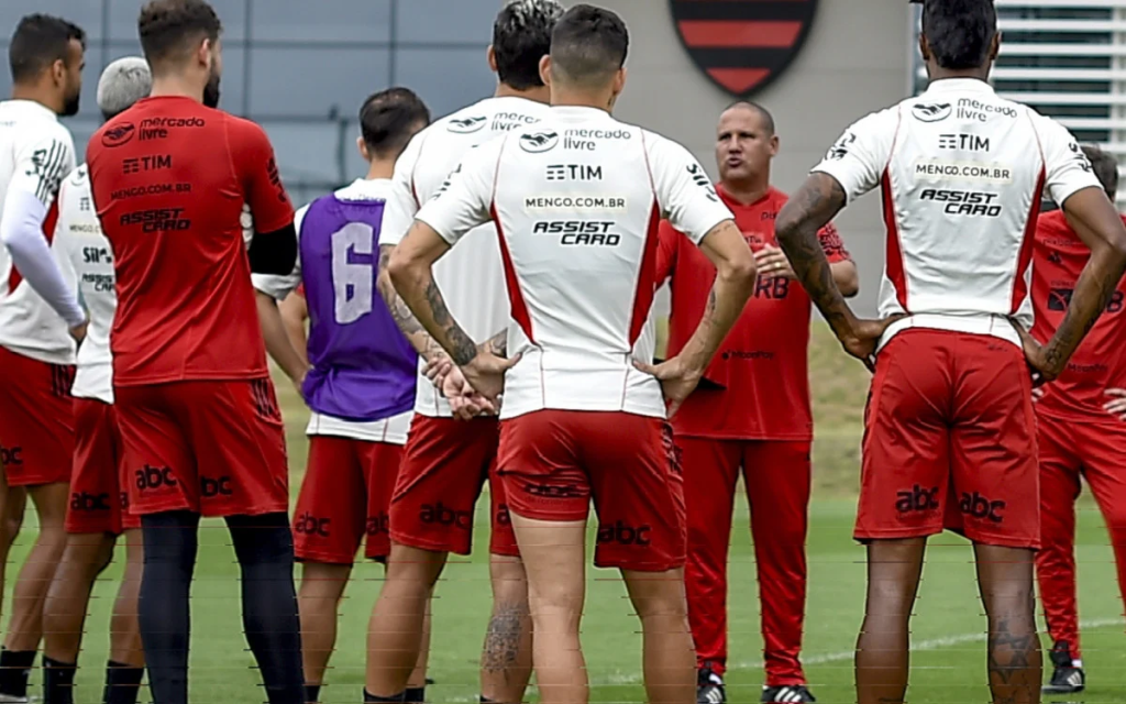 De saída - treinador deixa o Flamengo para assumir o Sub-17 da Arábia Saudita