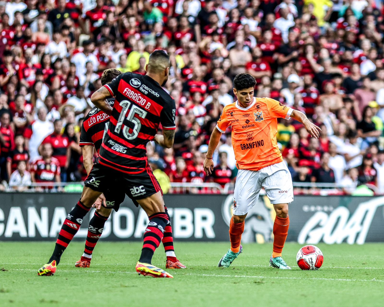 Zagueiro do Nova Iguaçu comenta preparação antes da final contra o Flamengo: "Estudo bastante meus adversários"