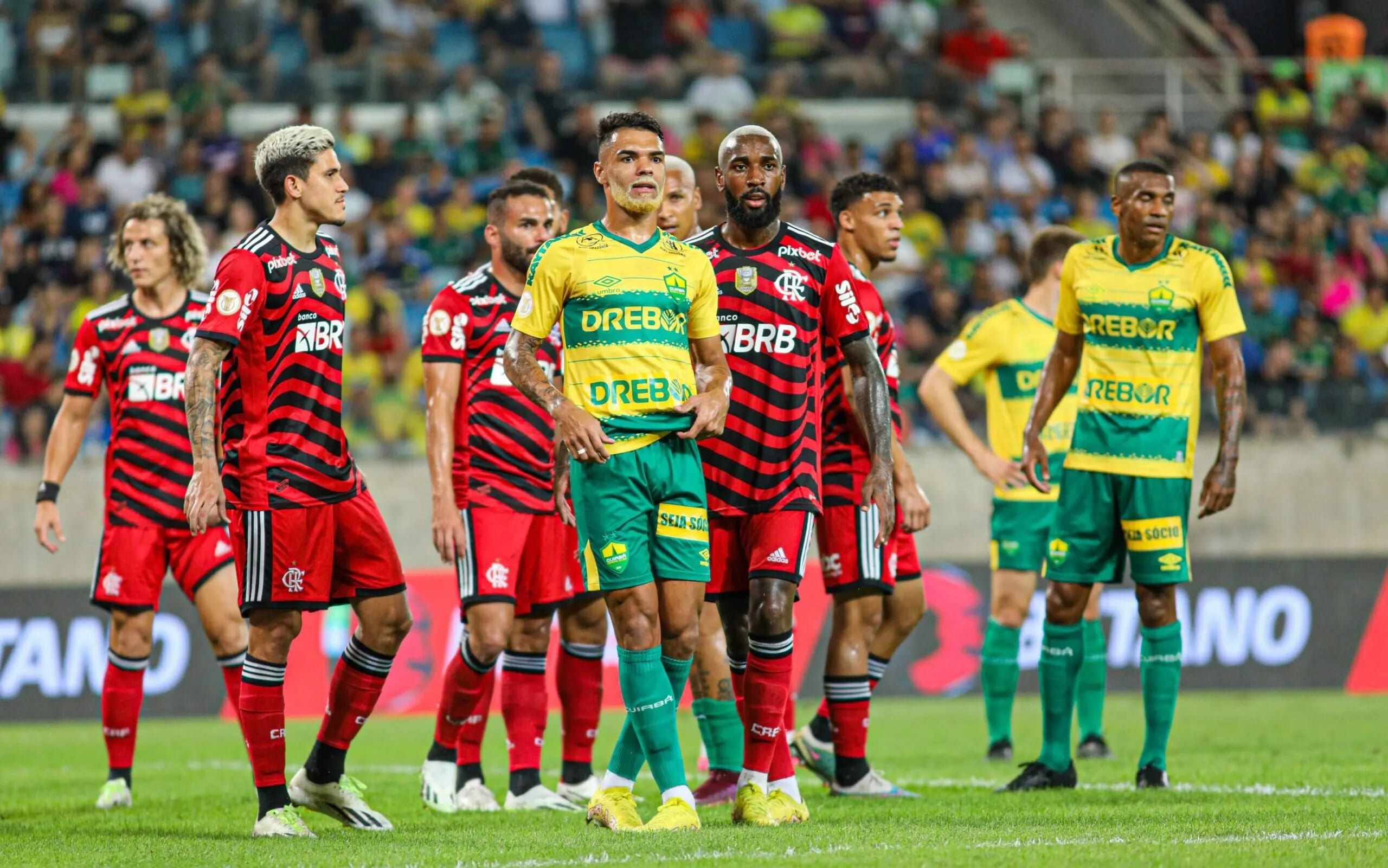 Nas últimas Dez Rodadas Do Campeonato Brasileiro O Flamengo Foi A Equipe Que Mais Sofreu