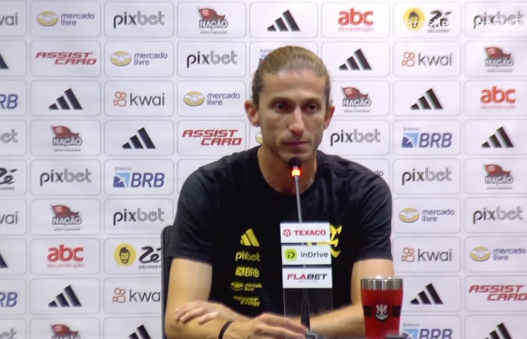 Filipe Luís comenta marcação pressão e elogia time do Bahia: "É o mais difícil de pressionar no Brasil"