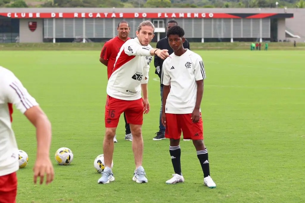 Filipe Luís será o novo técnico do Sub-20 do Flamengo