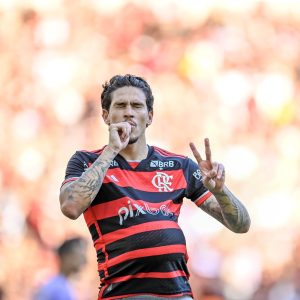 Quem venceu mais confrontos diretos - Flamengo ou Fluminense?