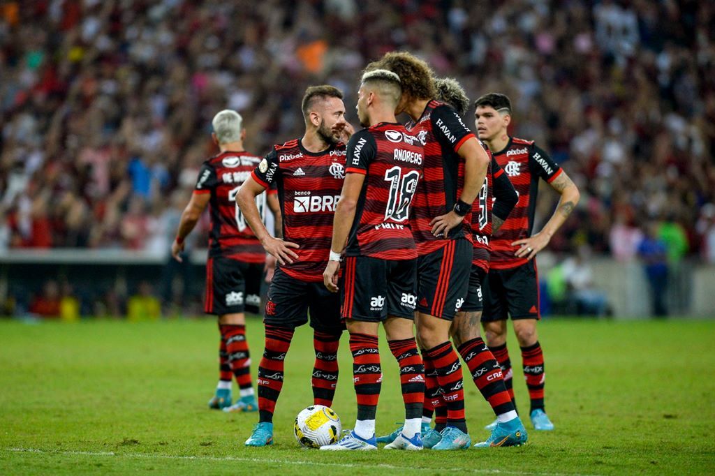 Veja quem são os 7 jogadores com mais partidas no Brasileirão - Fotos - R7  Futebol