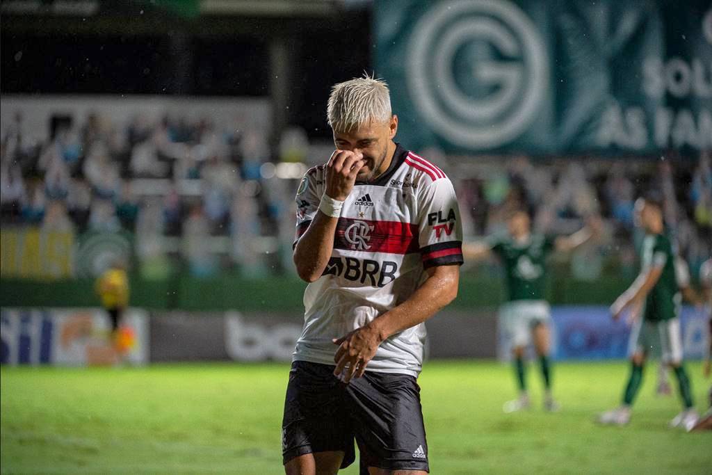 Os maiores artilheiros estrangeiros do Flamengo