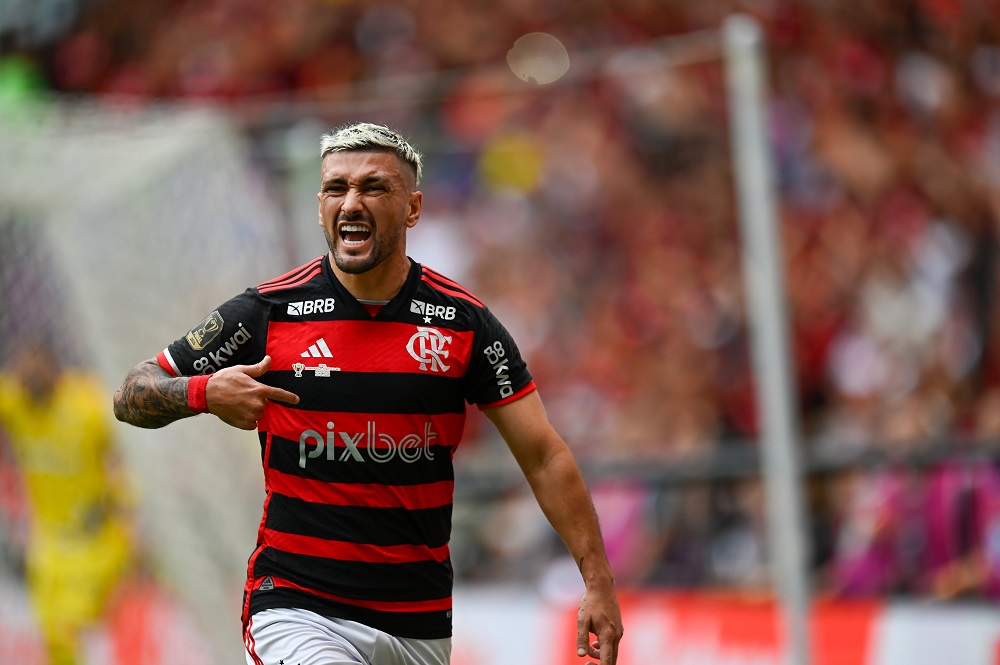 Arrascaeta não joga mais pelo Flamengo em 2024 e já tem data marcada para cirurgia no joelho