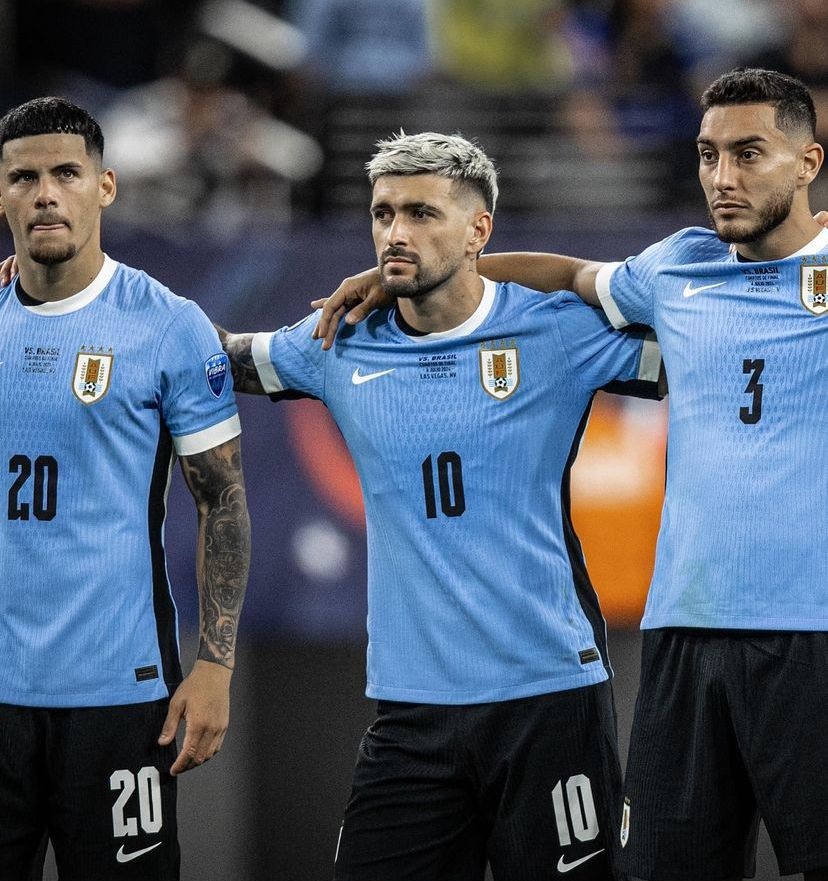 Mais um do Flamengo em campo - Plata é titular do Equador em duelo contra o Uruguai