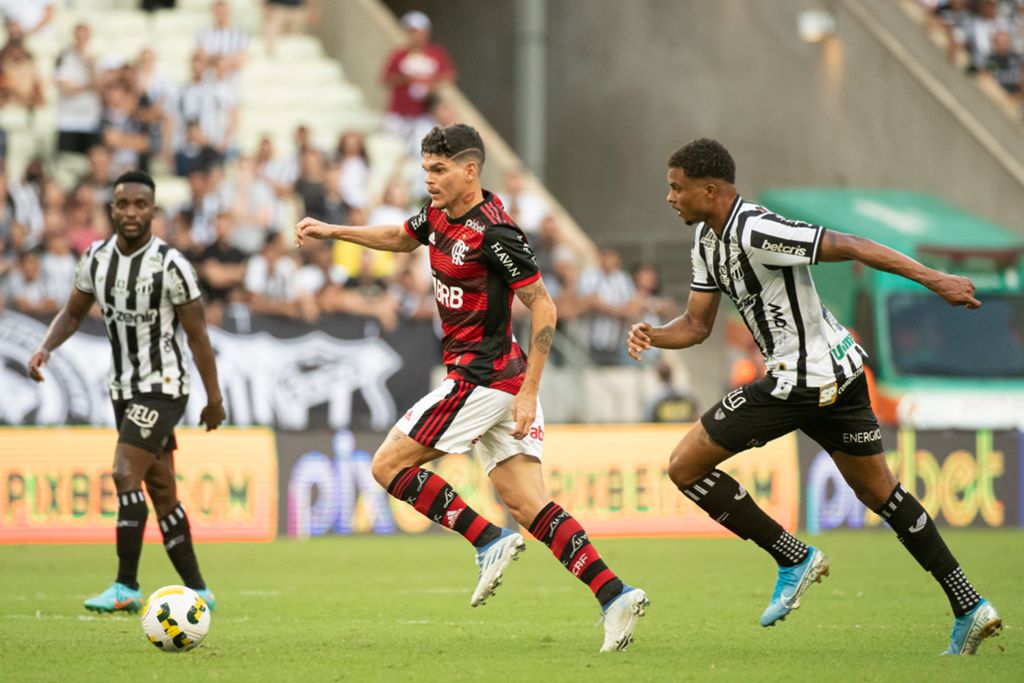 Os últimos 10 jogos entre RB Bragantino x Flamengo FlaResenha