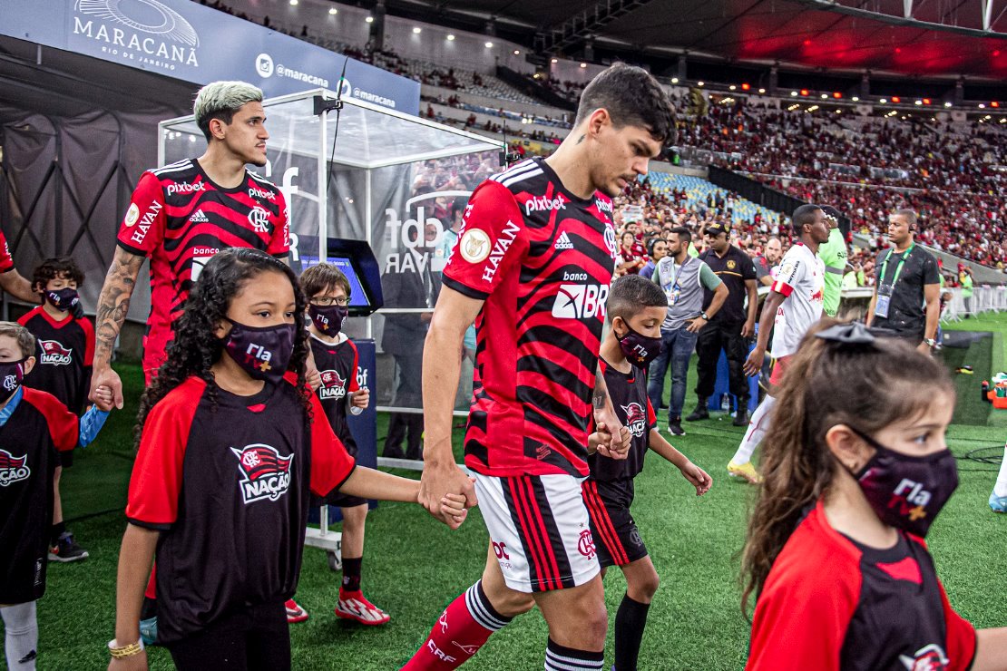 Ayrton Lucas é anunciado como novo reforço do Spartak Moscou