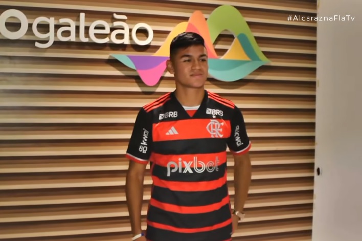 Novo reforço do Flamengo, Alcaraz revela apelido e como gosta de ser chamado - confira