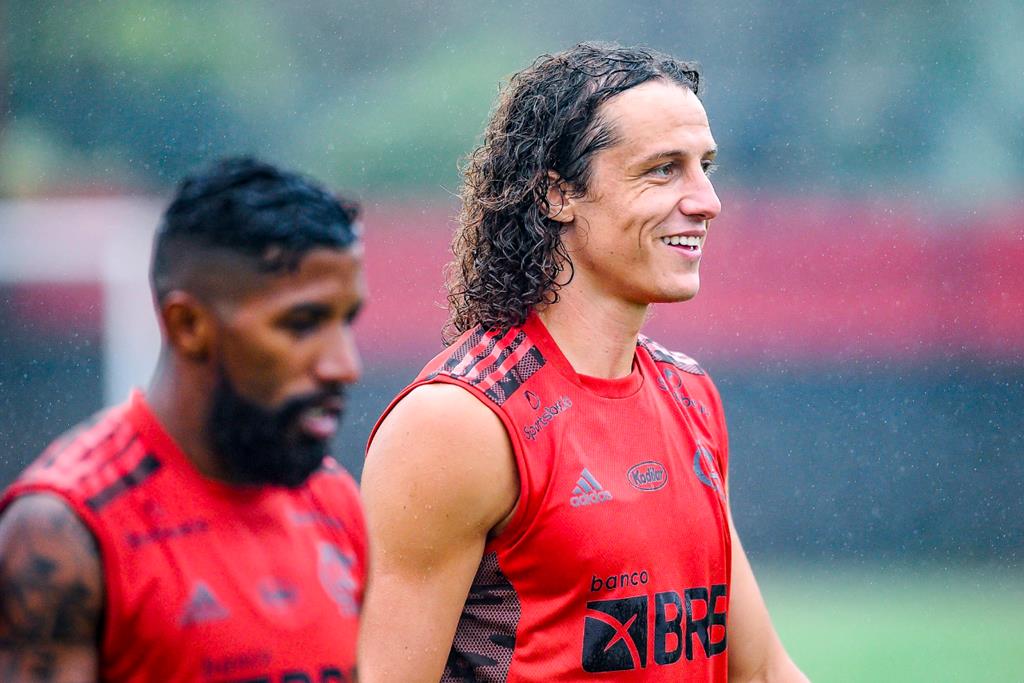 Rodinei abre o coração sobre o 'pai' David Luiz: "Só me faz chorar"