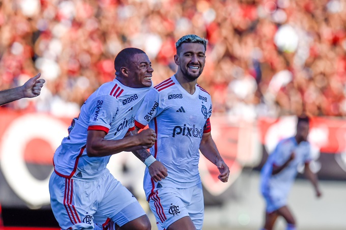 CBF se antecipa e define árbitro para jogo entre Flamengo e Palmeiras na terceira rodada