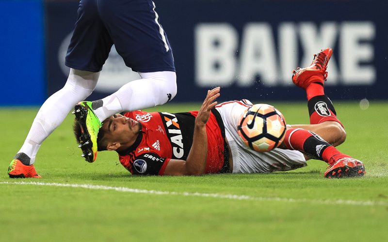Flamengo busca reforços para variar formas de jogar. FlaResenha