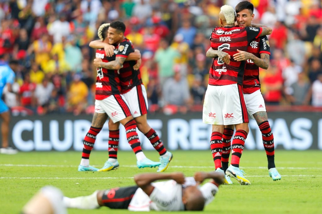 Mundial de Clubes: competição com Flamengo e Real Madrid será transmitida  pela Globo e CazéTV