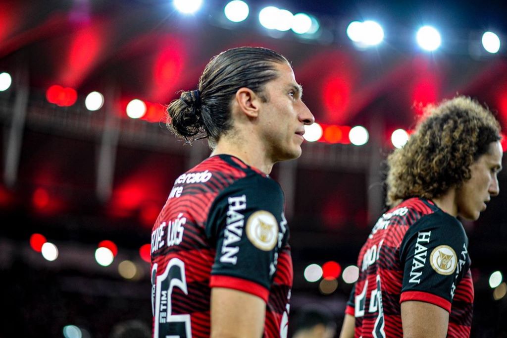 NFL Draft: Filipe Luís, do Flamengo, anunciará a escolha do Miami Dolphins  no Cristo Redentor