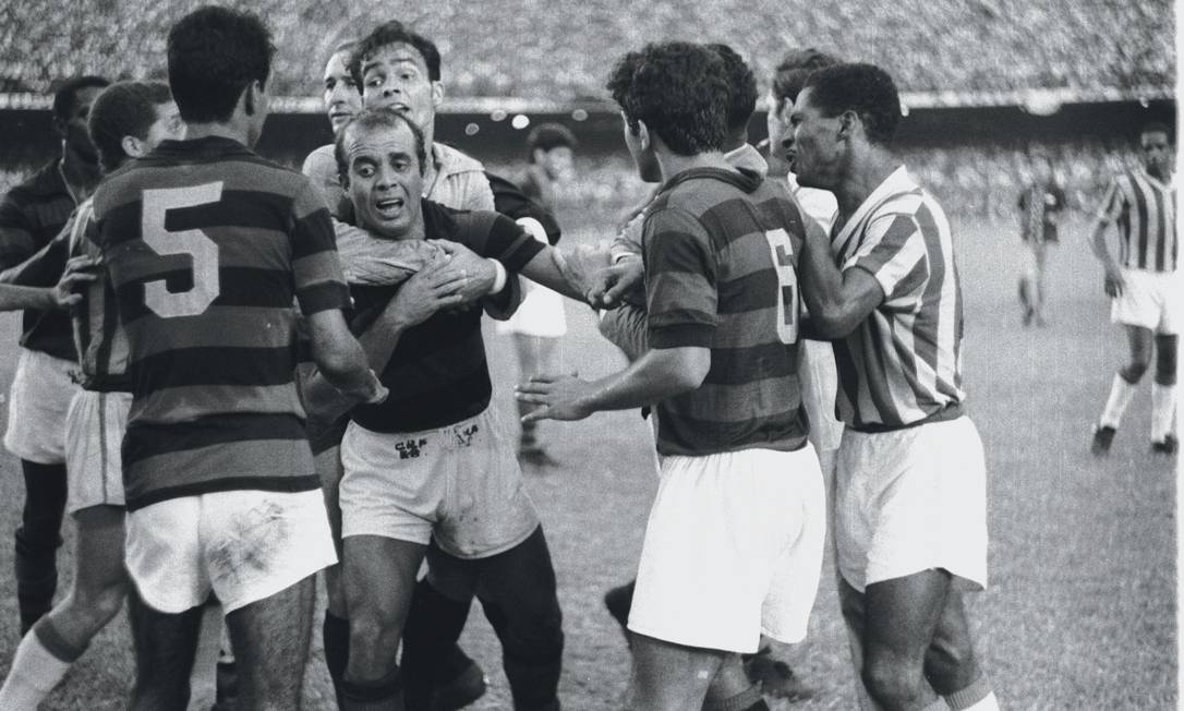 Quando foi a última vez que o Flamengo enfrentou um time de menor expressão na final do Carioca?