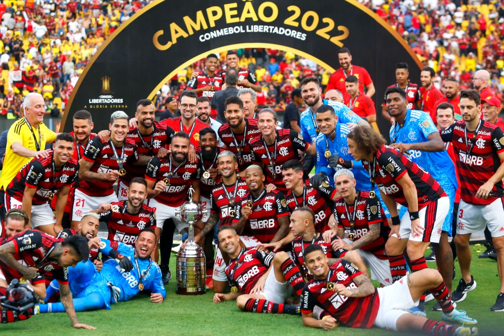 Ele foi campeão da Libertadores e da Copa do Brasil, agora é