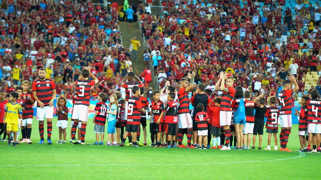 Flamengo completa 300 jogos no novo Maracanã; veja números, títulos e jogos  marcantes, flamengo