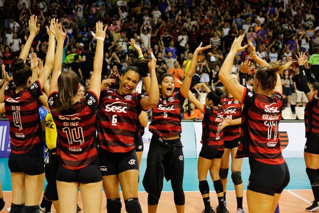 Flu vence Fla de virada e vai invicto para a final do Estadual de Vôlei  Feminino