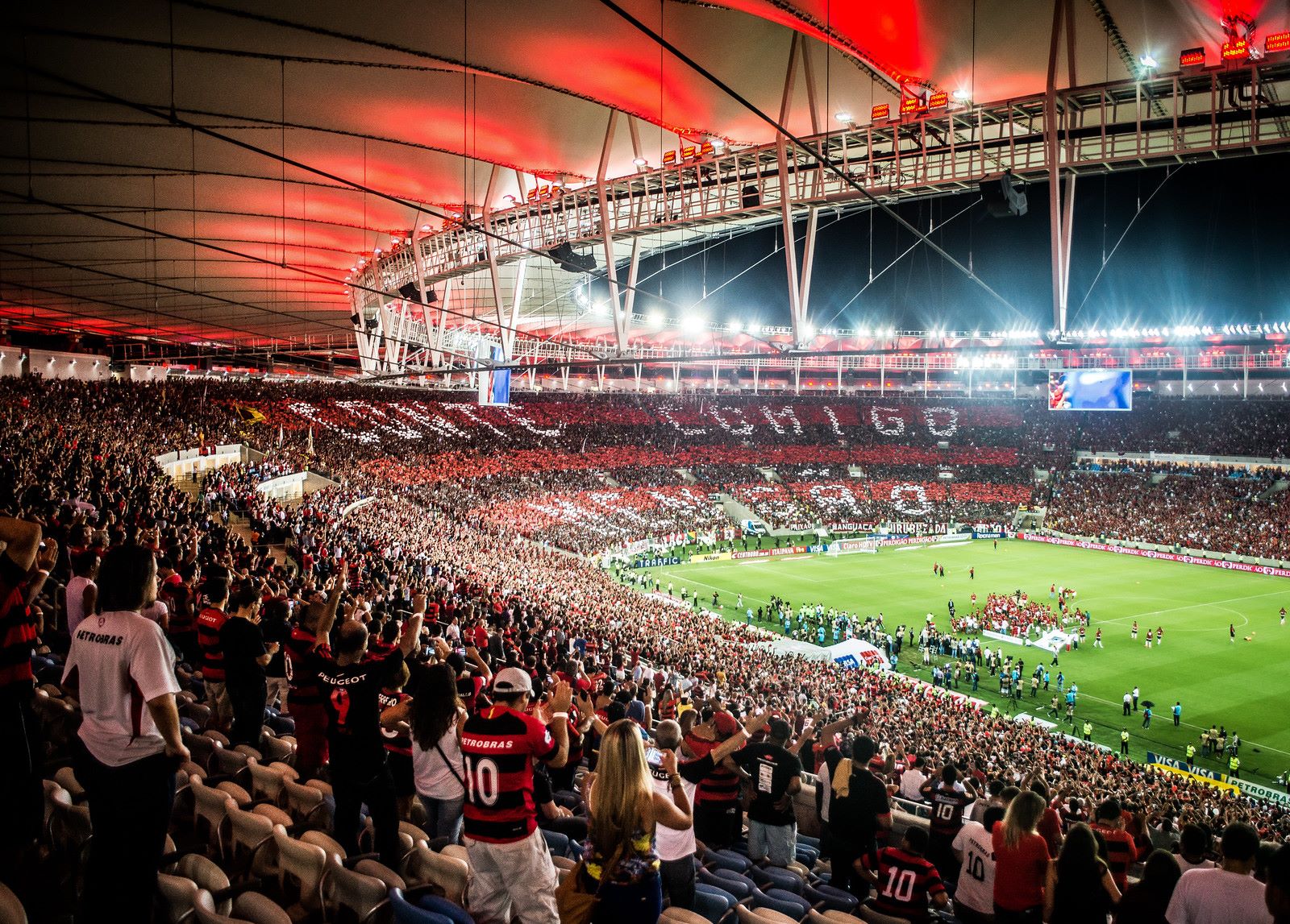 Torcida do Flamengo compra mais da metade dos ingressos para jogo nos  Estados Unidos - ISTOÉ Independente