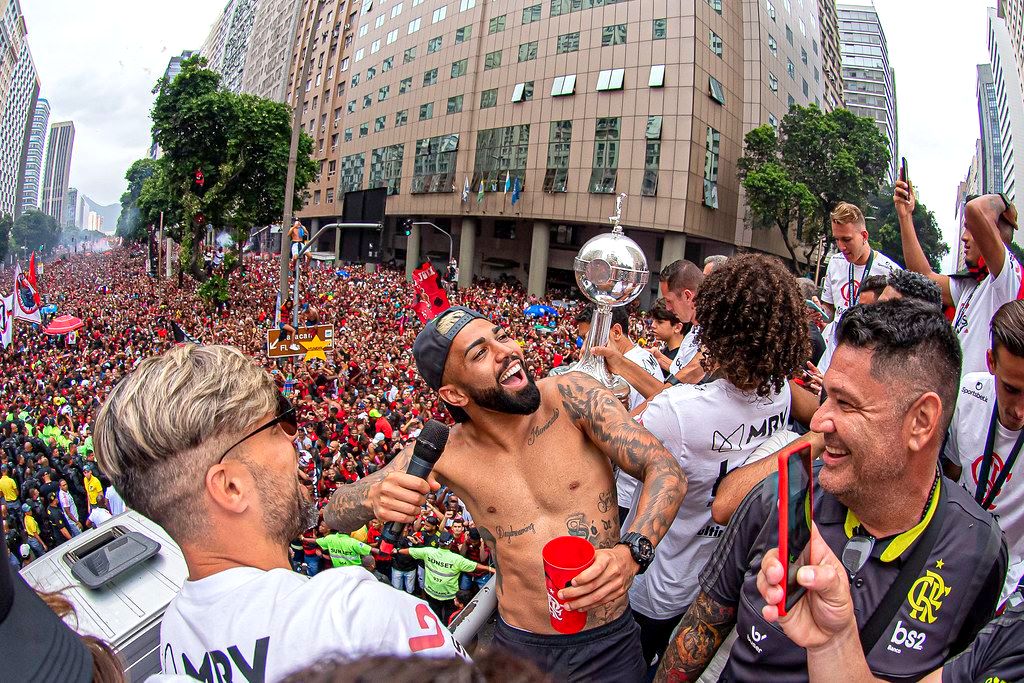 Deu Flamengo na estréia do titeísmo