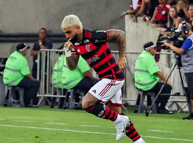 CBF define arbitra para o duelo entre Flamengo e Fortaleza no Brasileirão - confira