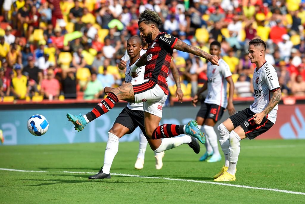 Empresário de Gabigol abre o jogo sobre proposta do Flamengo por renovação