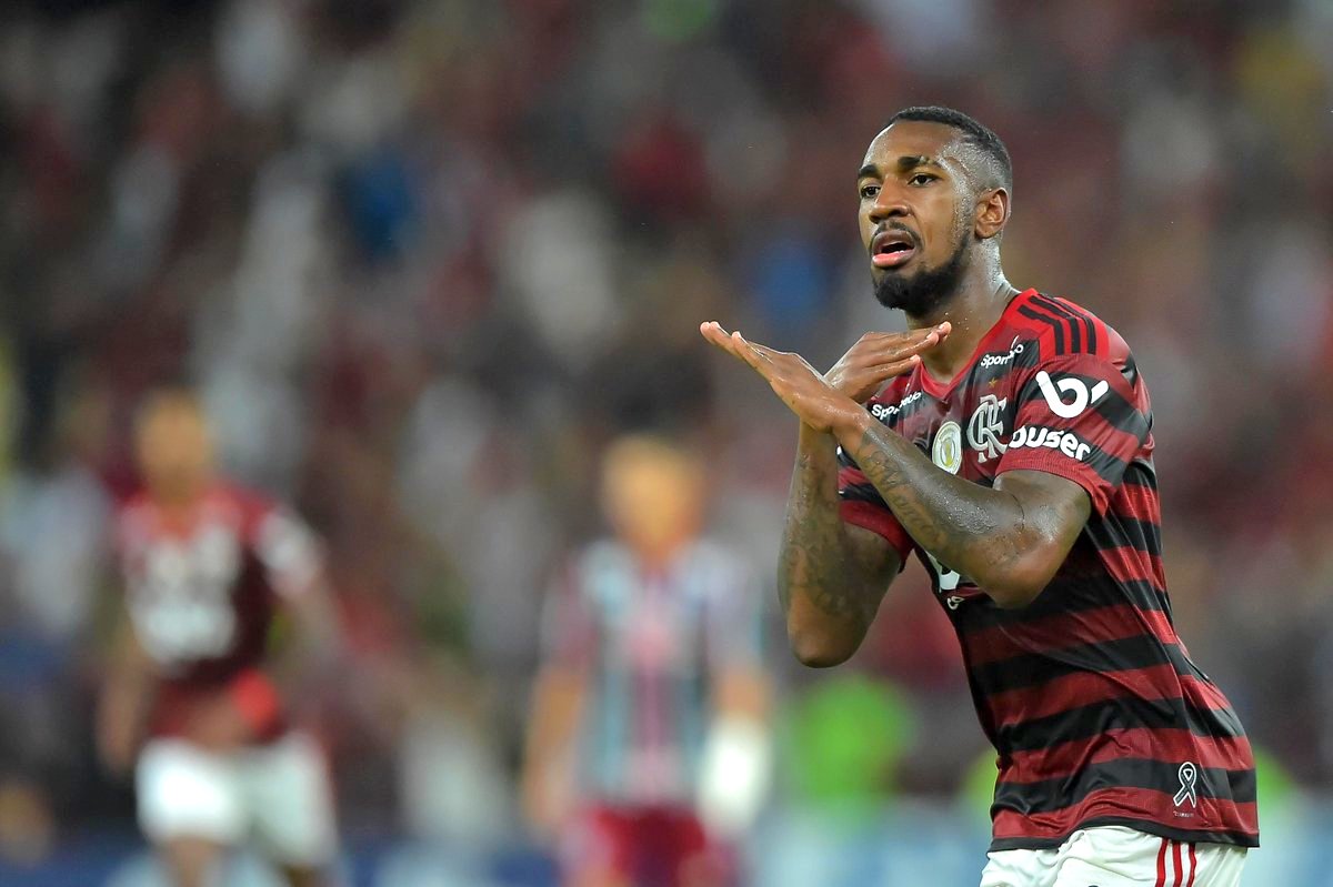 Gerson é novidade e vai jogar contra o Fluminense