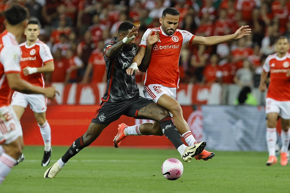 Três jogos movimentam a 32ª rodada do Brasileirão nesta terça-feira (5)