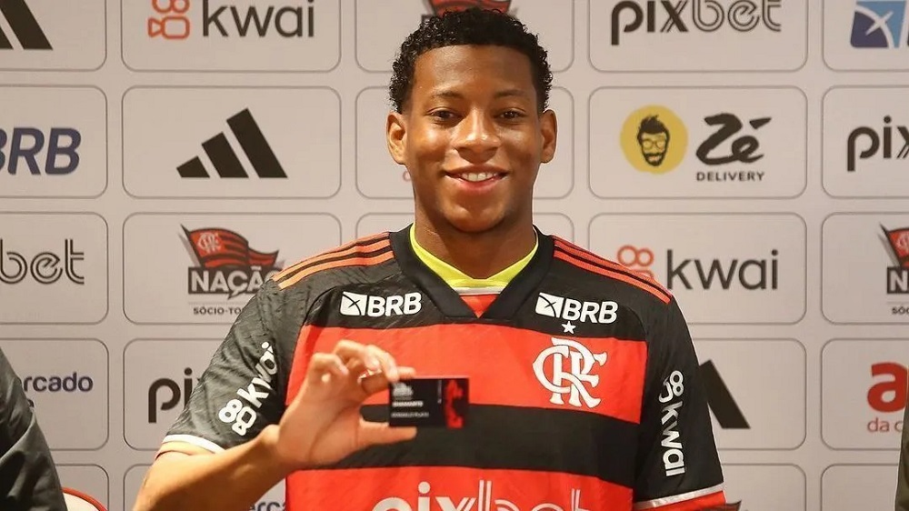 Marcos Braz agradece preferência de Gonzalo Plata pelo Flamengo: "Ele escolheu estar aqui"