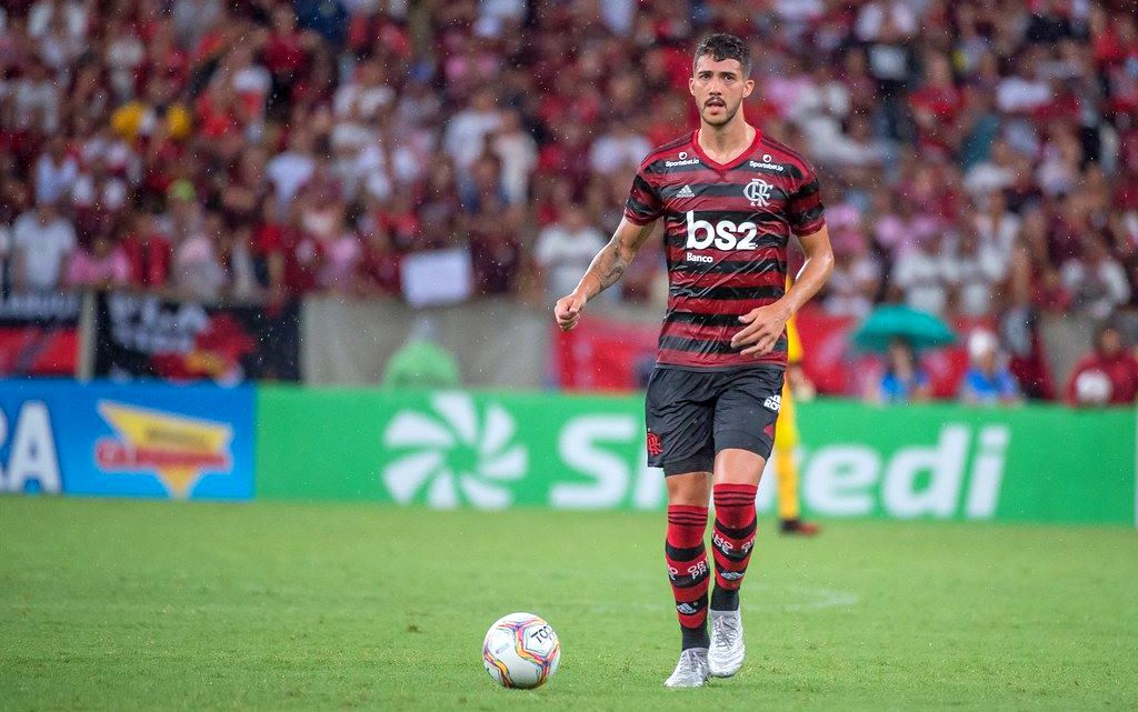 Flamengo apresenta novo reforço da temporada: Gustavo Henrique