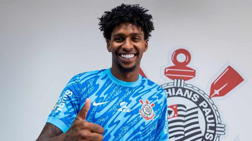 Flamengo recusa proposta do Corinthians por Hugo Souza - garantias financeiras não agradam