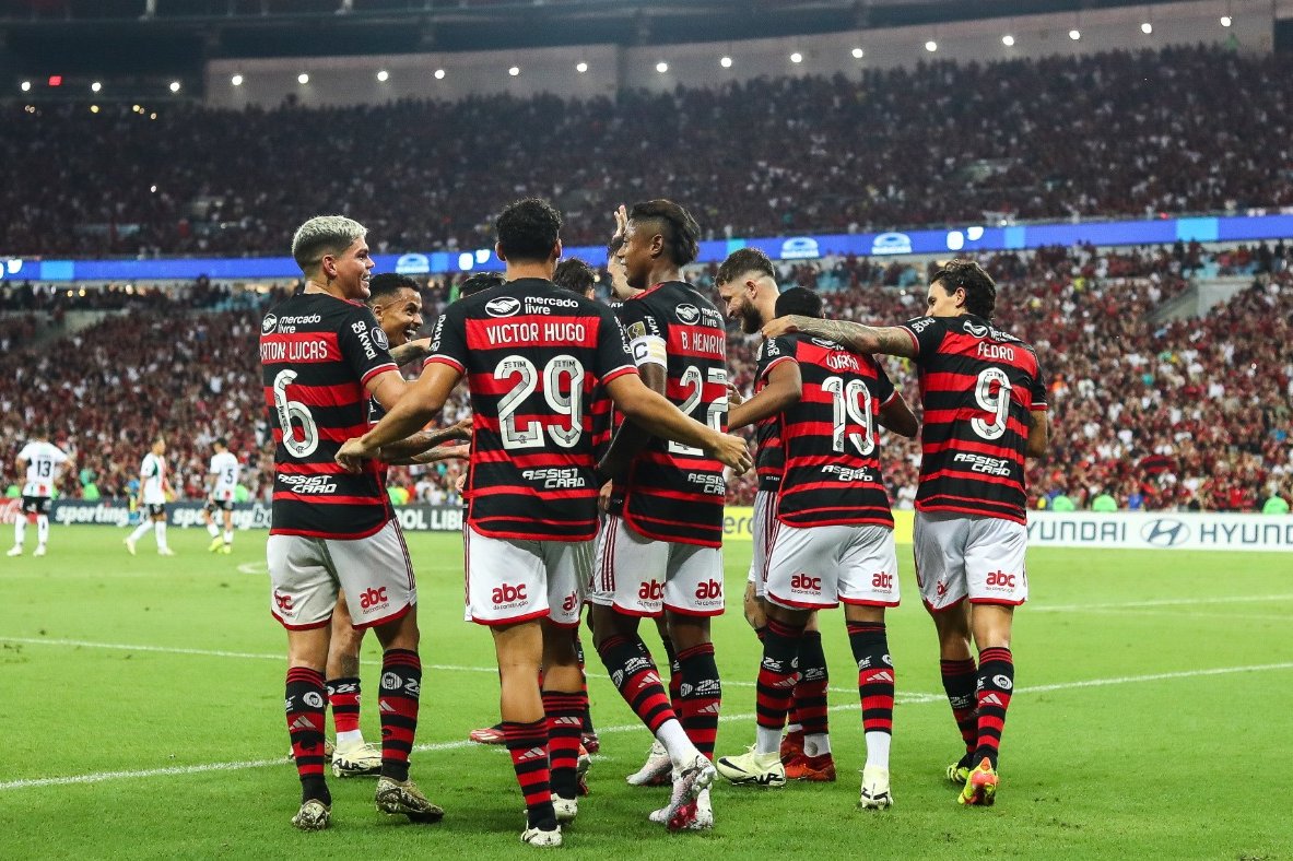 Léo Ortiz é eleito o craque da torcida na vitória sobre o Palestino pela Libertadores