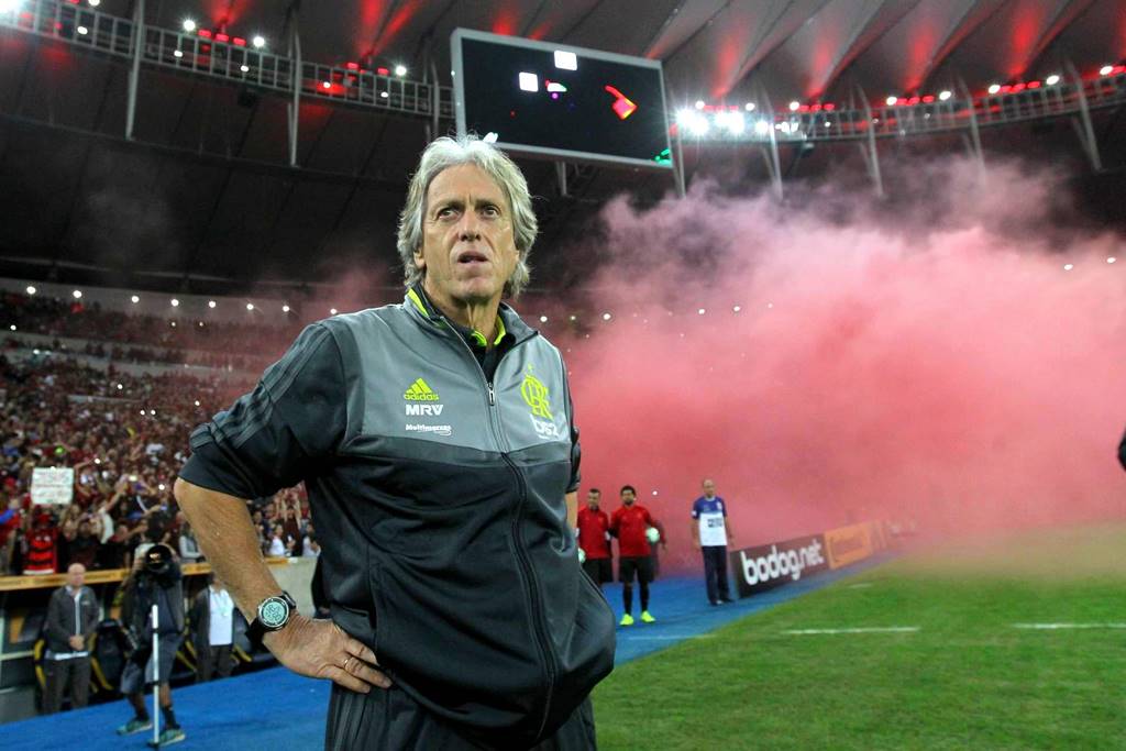 Contrato com o Flamengo oferece a Jorge Jesus quase o dobro de salário de  proposta para voltar ao Benfica, blog do pvc