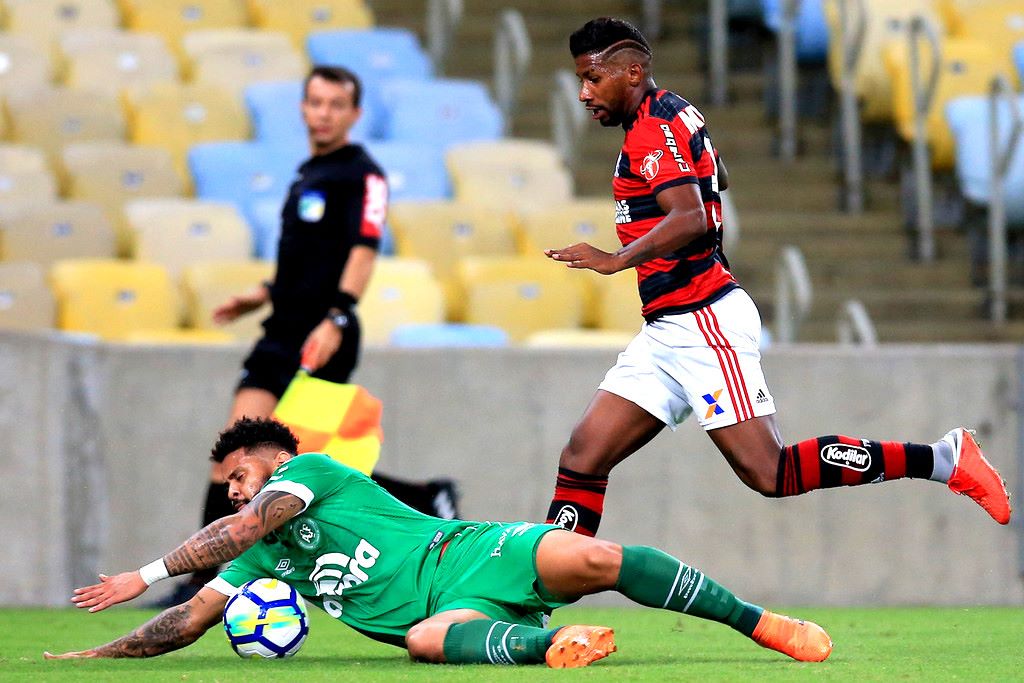 Chapecoense enfrenta o Flamengo com 9 desfalques FlaResenha