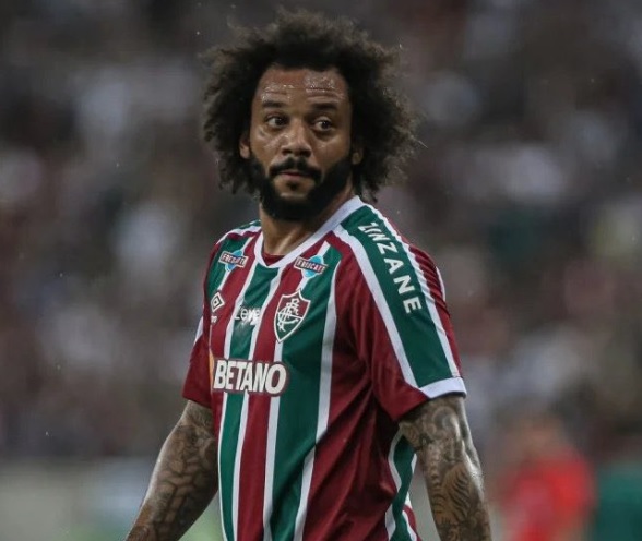 Marcelo pede desculpas após domínio do Flamengo no clássico - veja