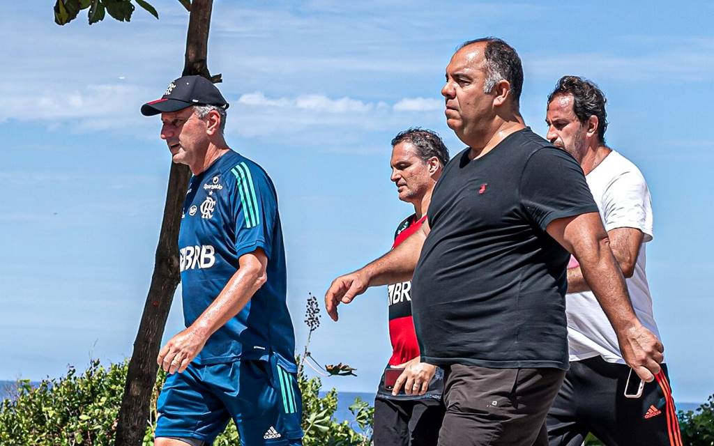 Flamengo busca reforços para variar formas de jogar. FlaResenha