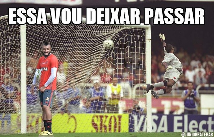 Torcedores do Flamengo se divertem com memes na internet. FlaResenha