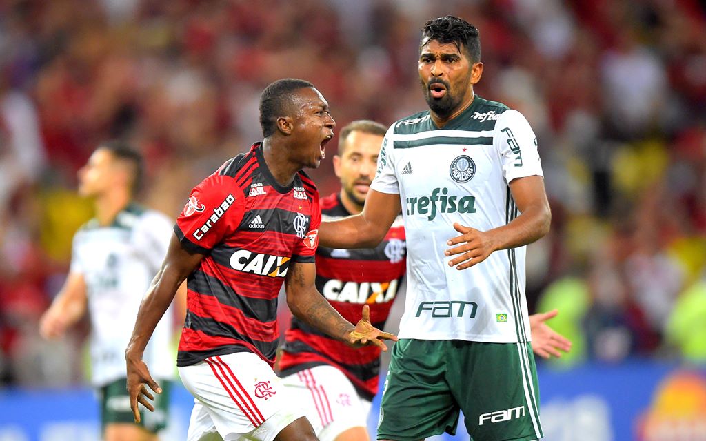 Jejum: Flamengo completa mil dias sem marcar gols em cobranças de falta