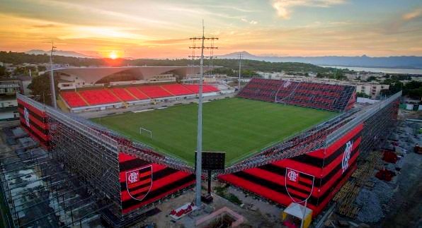 Isla apaga fotos relacionadas ao Flamengo no Instagram FlaResenha