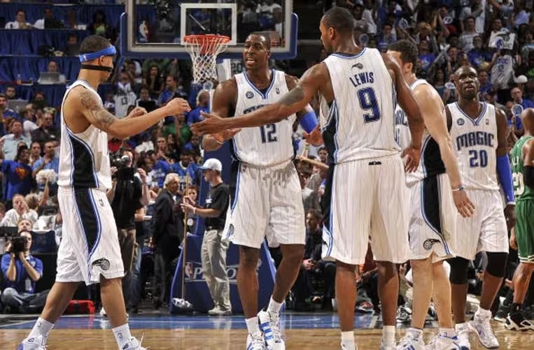 Jogos de Basquete do Orlando Magic na NBA encantam quem vai à