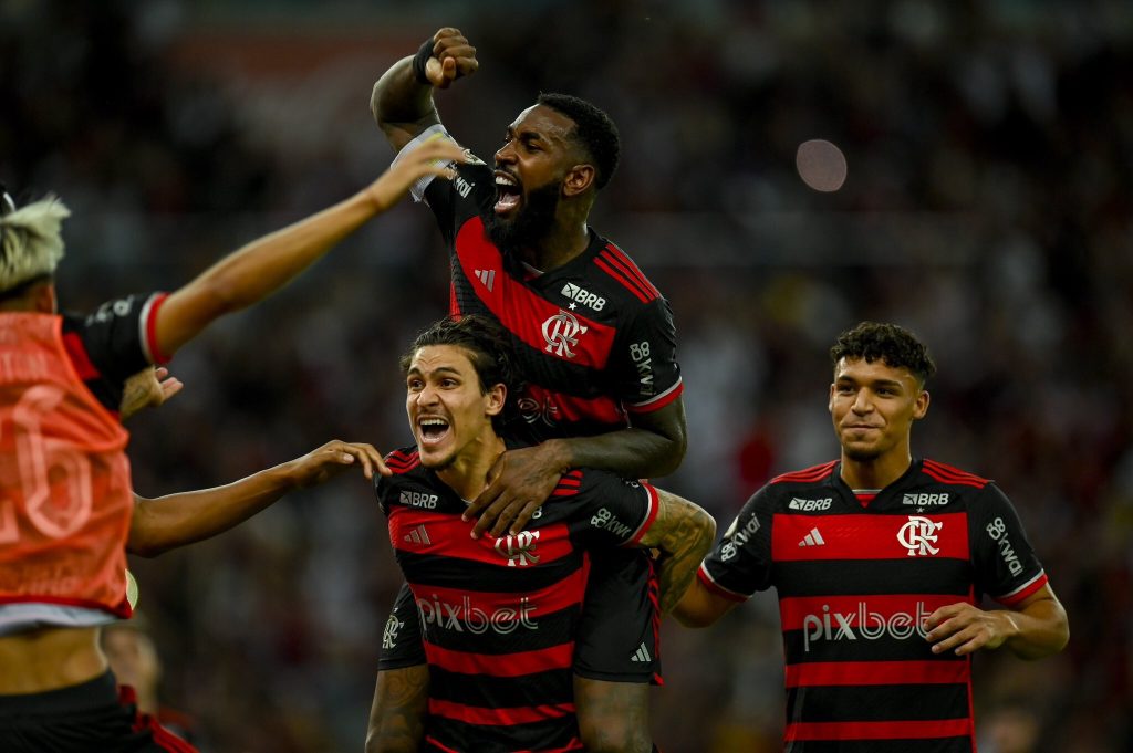 Flamengo x Fortaleza - horário, onde assistir ao vivo e prováveis escalações do jogo da 16ª rodada