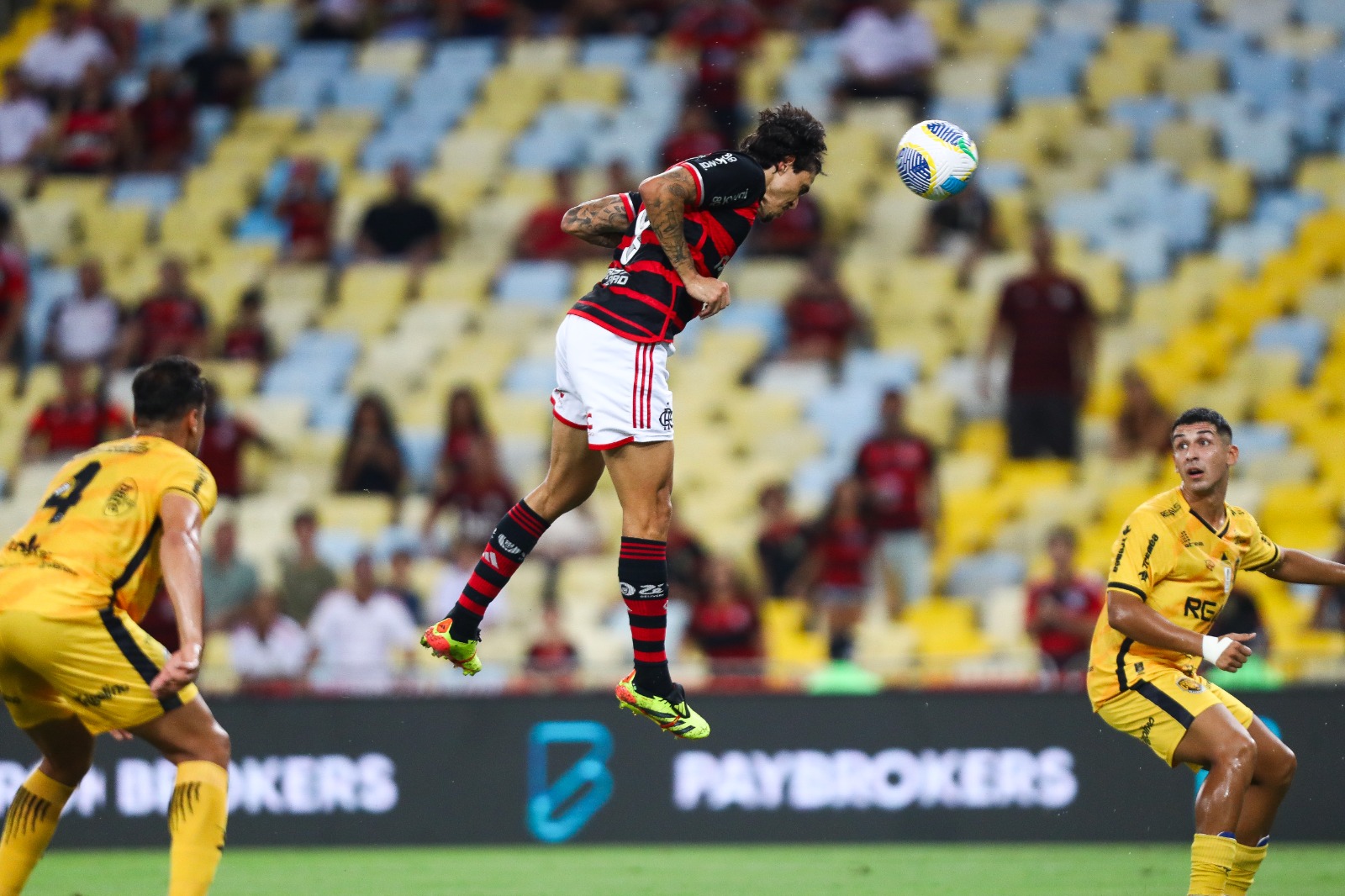 Má fase e com ausências - Tite confirma três jogadores fora contra o Bragantino pelo Brasileirão