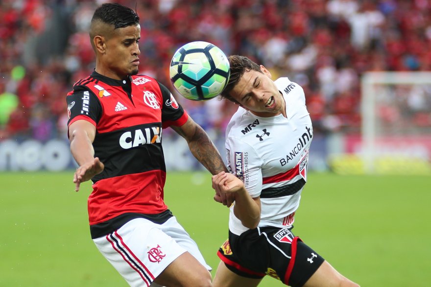 Do Flamengo para o São Paulo: relembre jogadores que fizeram o