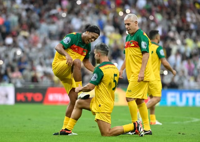 Confira todos os gols e melhores momentos do Futebol Solidário realizado no Maracanã