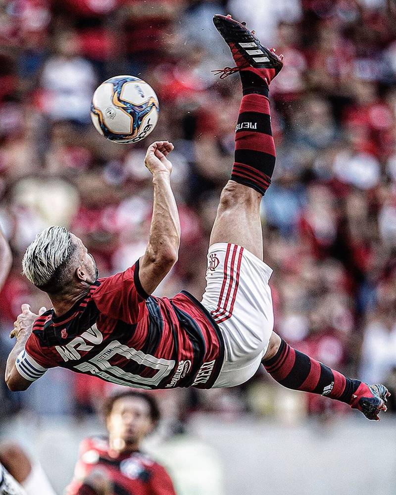 Globo prioriza Flamengo na Liberta e Grêmio está fora até da TV fechada, Futebol