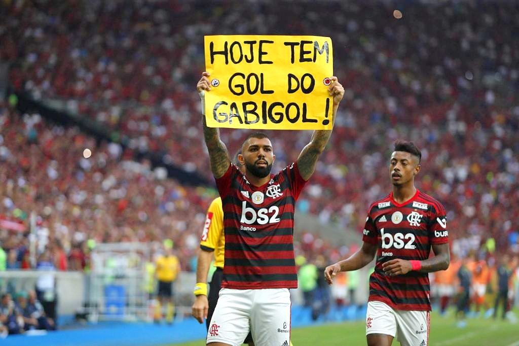 Flamengo deverá improvisar Isla de zagueiro contra Del Valle FlaResenha