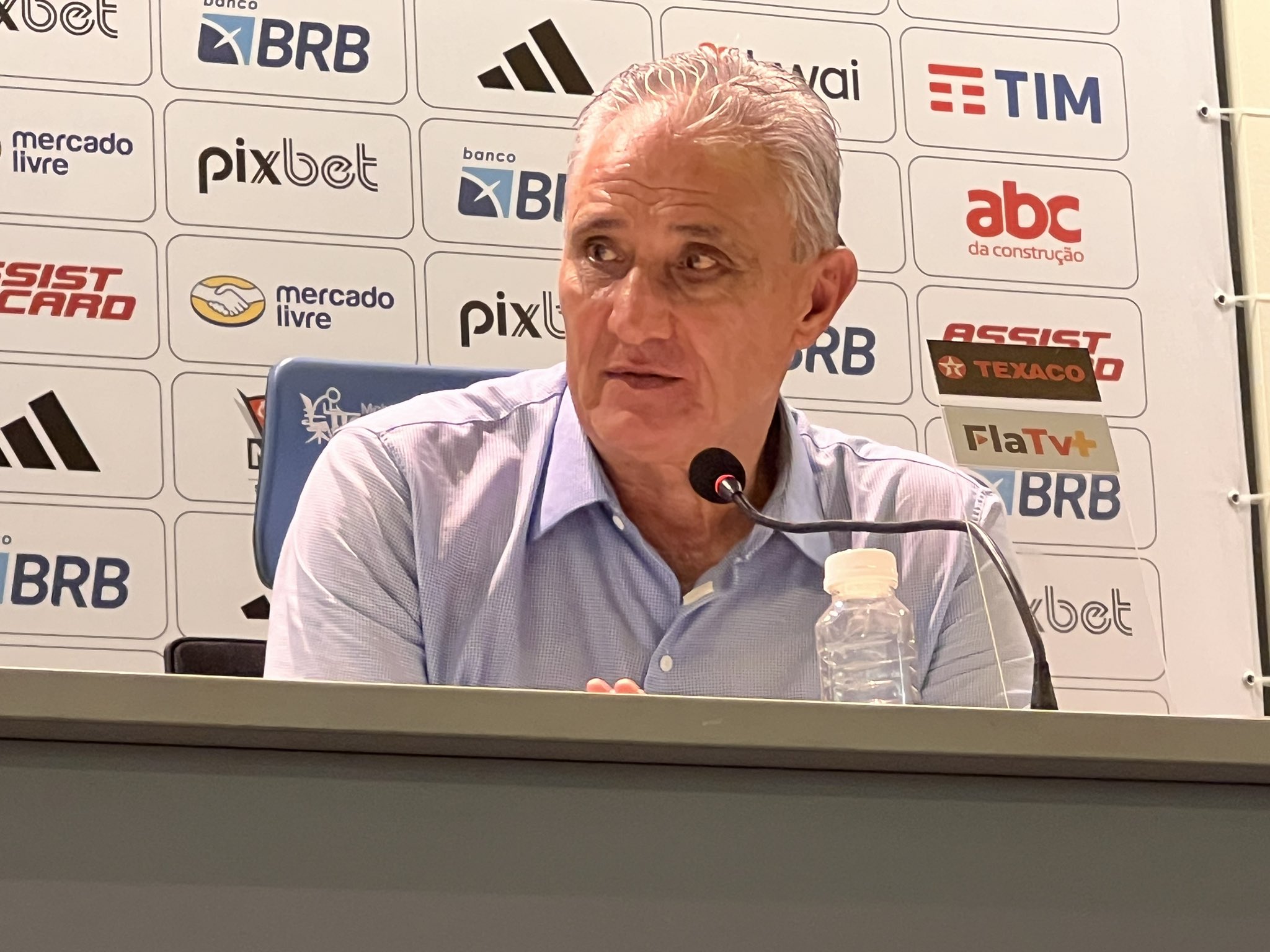 Com defesa sendo destaque, Tite promete time ofensivo: "A equipe tem um DNA criativo"