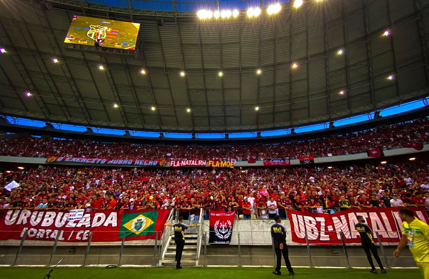 Torcida do Flamengo esgota ingressos para jogo contra Fortaleza